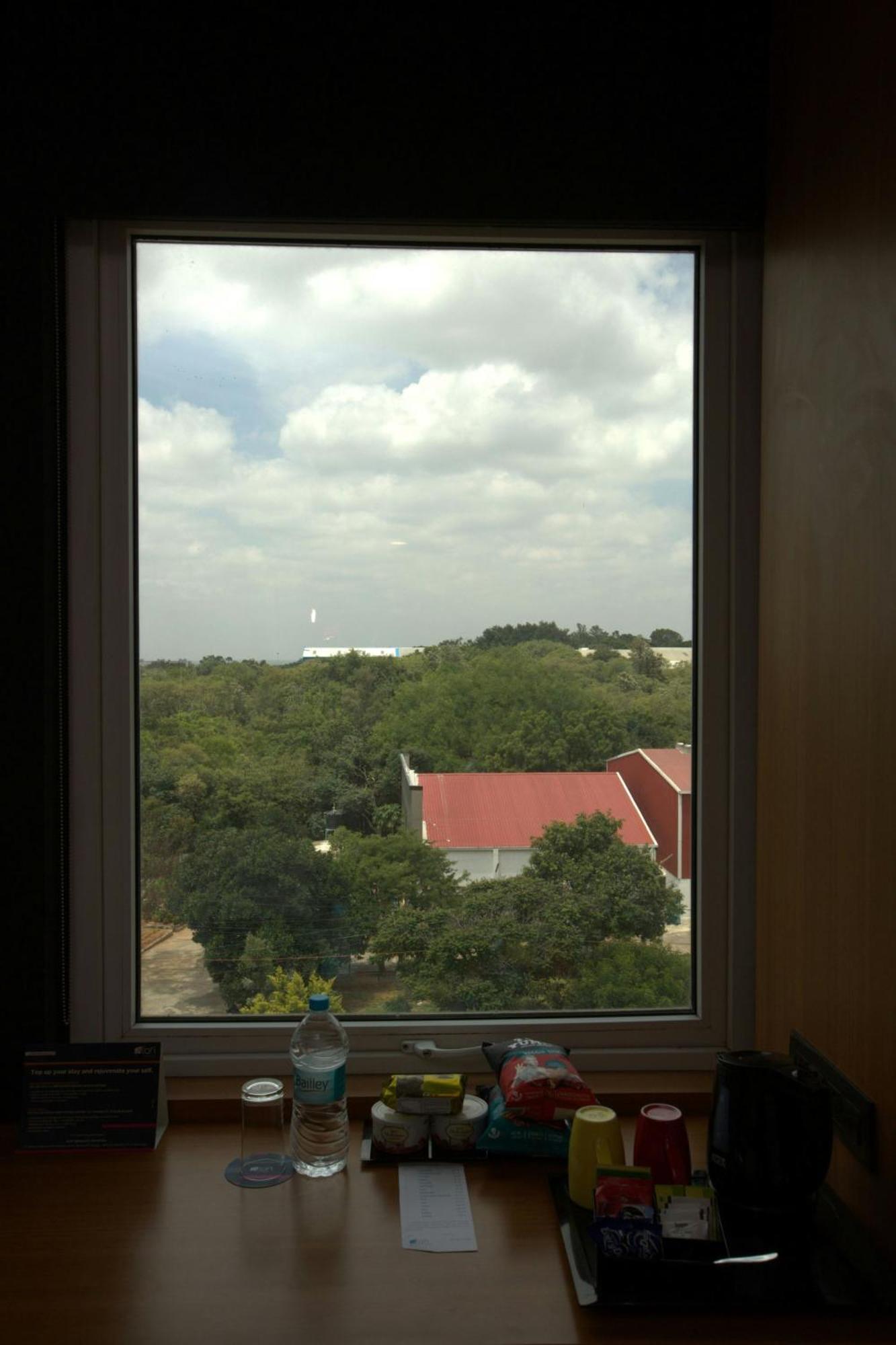 Hotel Aloft Bengaluru Whitefield Esterno foto